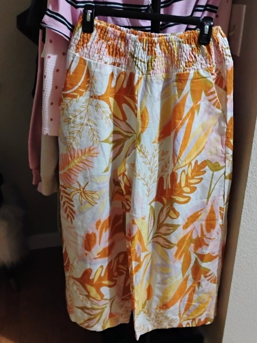 Tahari Wide legged floral pants